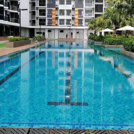 Timurbay Seafront Residence By Hardinahomes Kuantan Eksteriør bilde