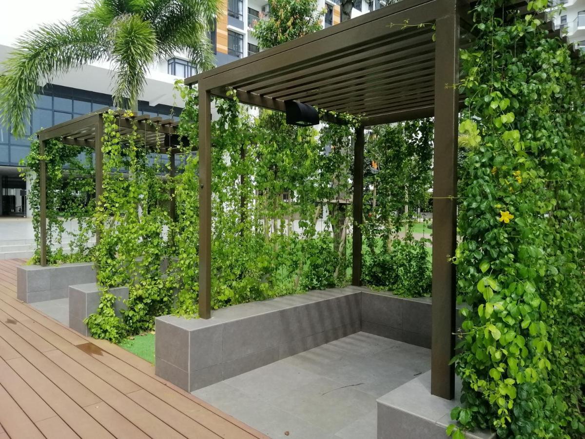 Timurbay Seafront Residence By Hardinahomes Kuantan Eksteriør bilde